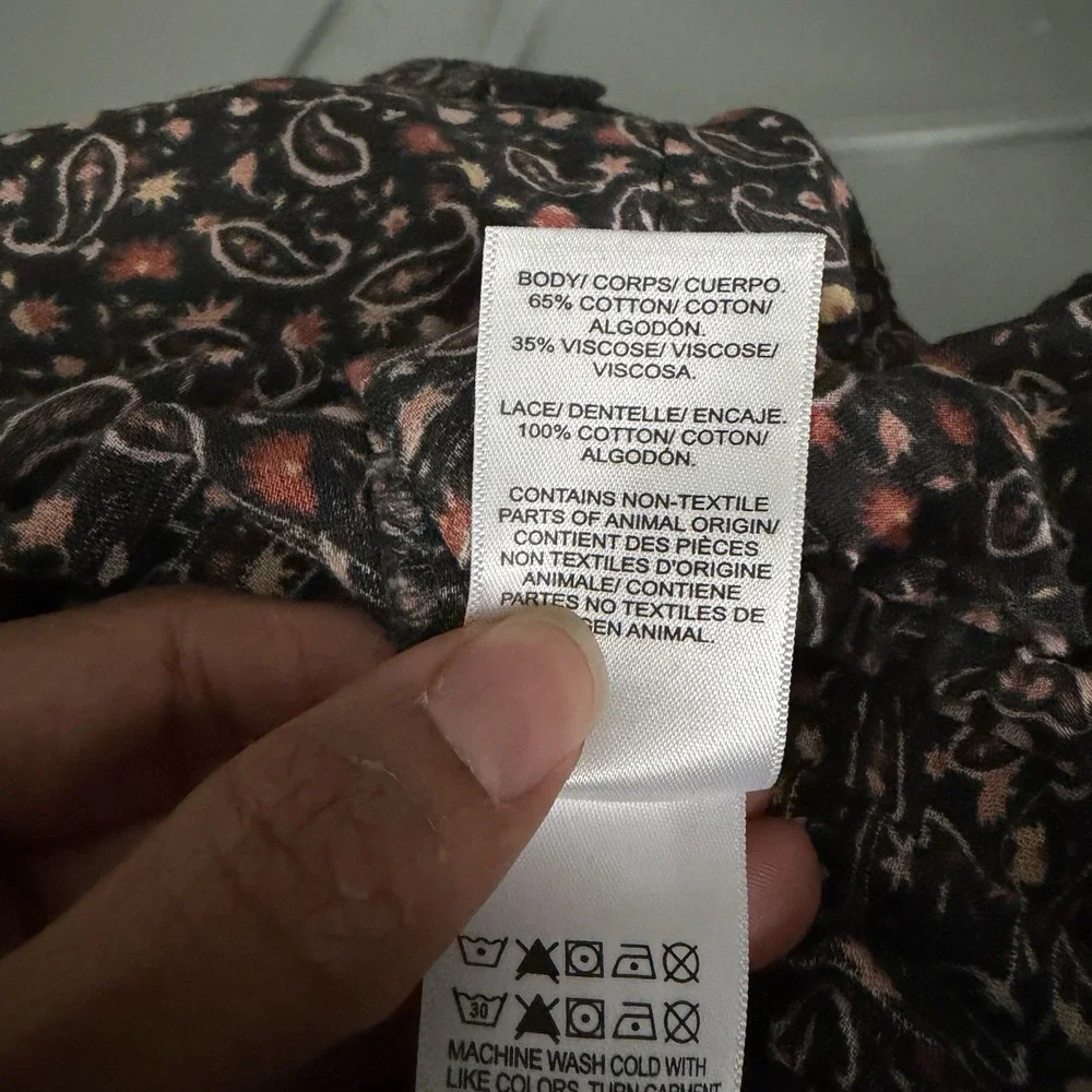 Lucky Brand NWT Cottage Goth L Boho Hippie Floral Front Button Eyelet Trim Top - Picture 10 of 10